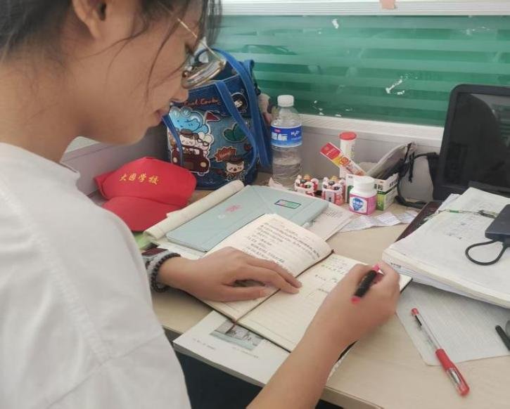 徐冰洋深耕教材