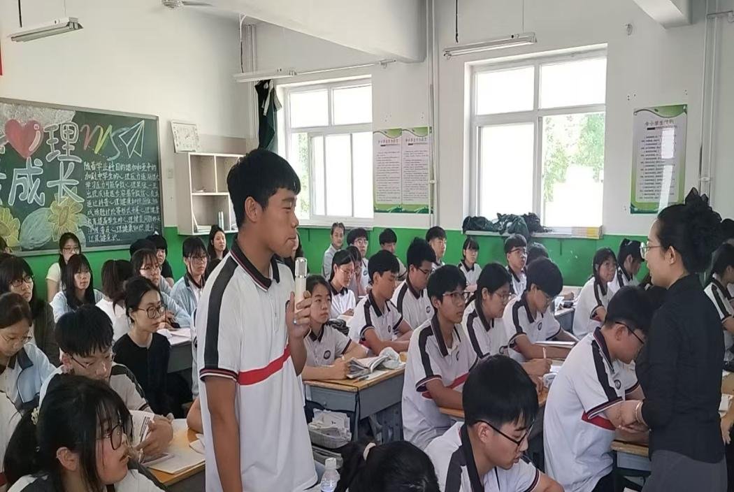 用行动诠释着新时代青年的责任与担当